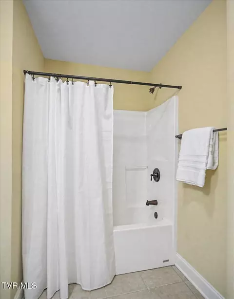Bath - 34 Bridgewater Court - Gray Tn 37615, Gray, TN 37615 photo 13 of 13