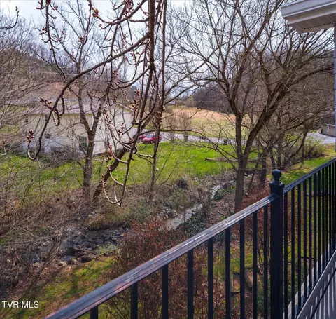 Exterior - 34 Bridgewater Court - Gray Tn 37615, Gray, TN 37615 photo 10 of 14