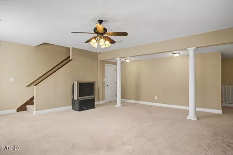 Living - 34 Bridgewater Court - Gray Tn 37615, Gray, TN 37615 photo 3 of 5