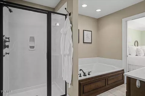 Bath - 34 Bridgewater Court - Gray Tn 37615, Gray, TN 37615 photo 6 of 13