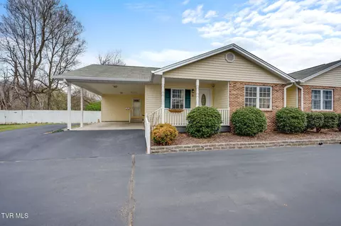 703 N Main Street Apt 10 Elizabethton Tn 37643, Elizabethton, TN 37643