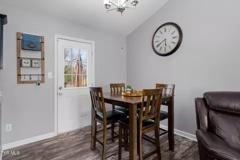 Dining - 283 Ridgeview Drive Gray Tn 37615, Gray, TN 37615 photo 1 of 2