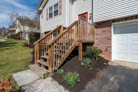Exterior - 283 Ridgeview Drive Gray Tn 37615, Gray, TN 37615 photo 5 of 16