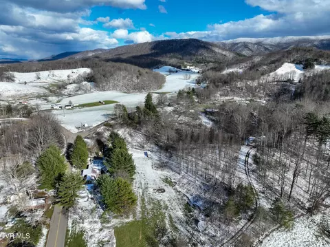 2832 Denton Valley Road Bristol Tn 37620, Bristol, TN 37620