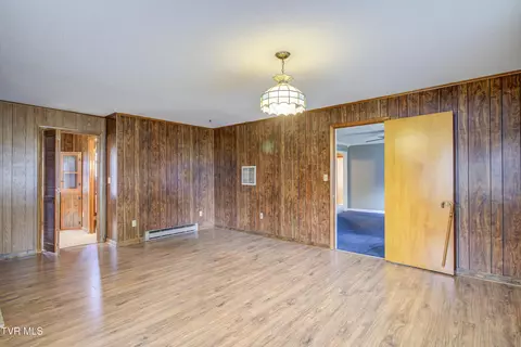 Living - 345 Monroe Street Bristol Va 24201, Bristol, VA 24201 photo 4 of 5