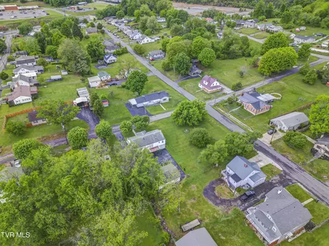 View/Area - 345 Monroe Street Bristol Va 24201, Bristol, VA 24201 photo 6 of 8