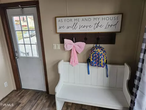 Entry Way - 7395 Grady Lane Wise Va 24293, Wise, VA 24293 photo 2 of 3