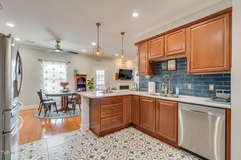 Kitchen - 121 Springwinds Loop Johnson City Tn 37601, Johnson City, TN 37601 photo 5 of 5