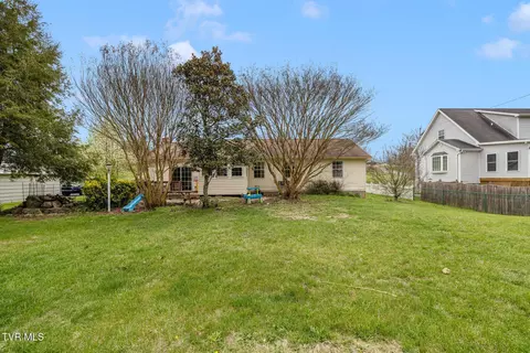 Exterior - 1069 Gray Station Road Gray Tn 37615, Gray, TN 37615 photo 5 of 6