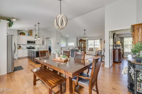 Dining - 4170 Chuckey Pike Chuckey Tn 37641, Chuckey, TN 37641 photo 2 of 2