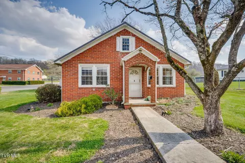 1024 E Mckinney Avenue Rogersville Tn 37857, Rogersville, TN 37857