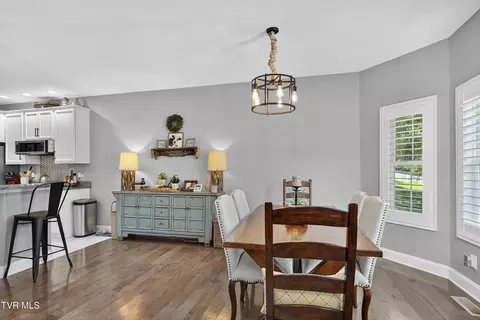 Dining - 141 Queensgate Bristol Tn 37620, Bristol, TN 37620 photo 1 of 2