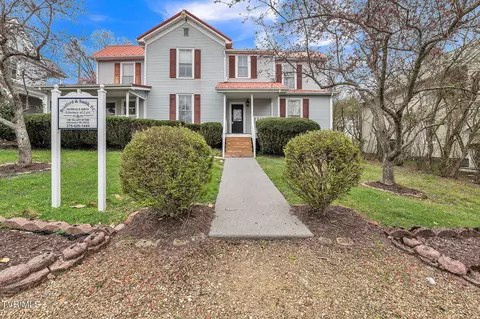 158 W Valley Street Abingdon Va 24210, Abingdon, VA 24210