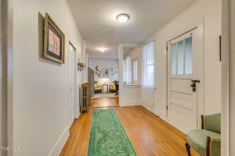 Entry Way - 211 Johnson Street Bristol Va 24201, Bristol, VA 24201 photo 4 of 4