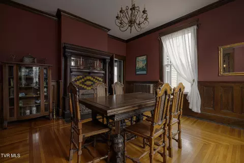 Dining - 211 Johnson Street Bristol Va 24201, Bristol, VA 24201 photo 2 of 4