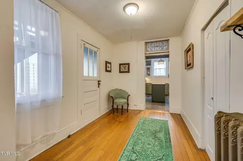 Entry Way - 211 Johnson Street Bristol Va 24201, Bristol, VA 24201 photo 3 of 4