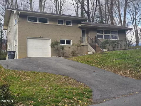 2323 Inglewood Drive Kingsport Tn 37664, Kingsport, TN 37664