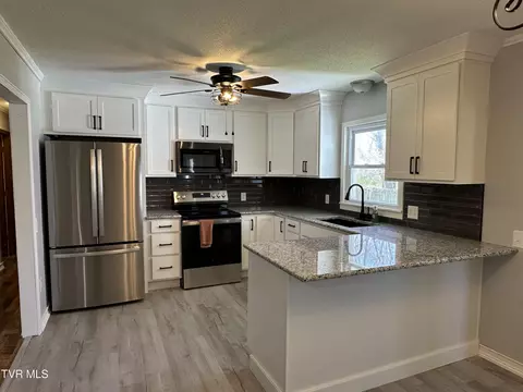 Kitchen - 106 Buffalo Court Erwin Tn 37650, Erwin, TN 37650 photo 1 of 1