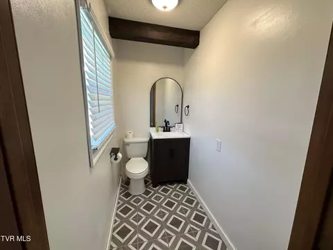 Bath - 106 Buffalo Court Erwin Tn 37650, Erwin, TN 37650 photo 2 of 2