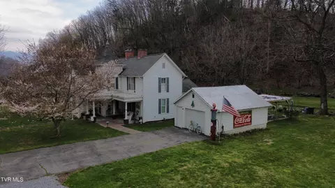 21786 Monroe Road Damascus Va 24236, Damascus, VA 24236