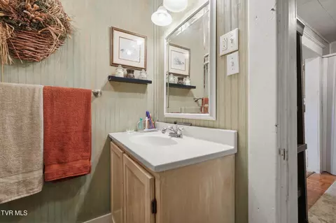 Bath - 418 Opekiska Street Erwin Tn 37650, Erwin, TN 37650 photo 2 of 3