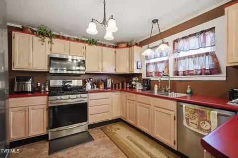 Kitchen - 418 Opekiska Street Erwin Tn 37650, Erwin, TN 37650 photo 3 of 3