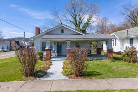 922 Tremont Avenue Bristol Tn 37620, Bristol, TN 37620