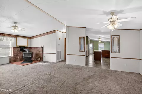 Living - 62 Roaming Drive Drive Chuckey Tn 37641, Chuckey, TN 37641 photo 3 of 3