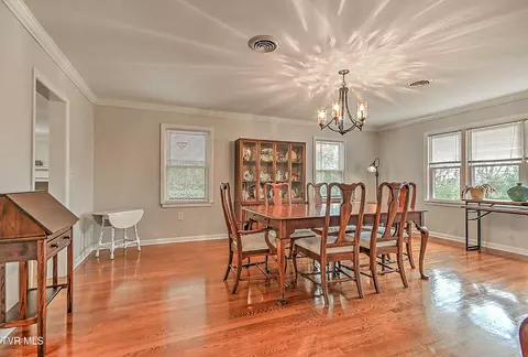 Dining - 525 Cheyenne Road Bristol Va 24201, Bristol, VA 24201 photo 3 of 4