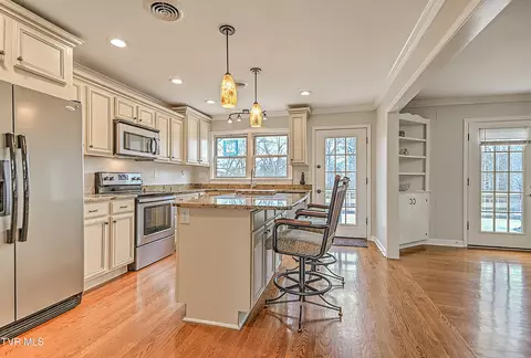 Kitchen - 525 Cheyenne Road Bristol Va 24201, Bristol, VA 24201 photo 5 of 6
