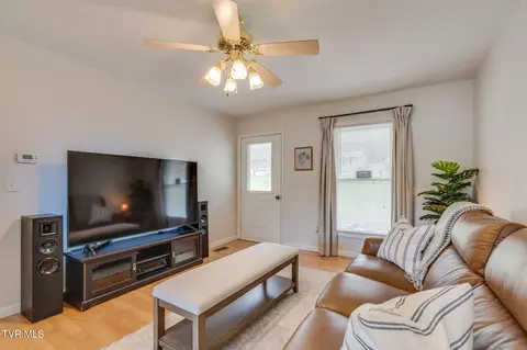 Living - 631 S Elm Avenue Erwin Tn 37650, Erwin, TN 37650 photo 1 of 1