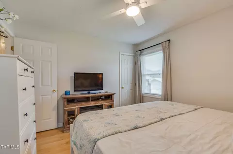 Bedroom - 631 S Elm Avenue Erwin Tn 37650, Erwin, TN 37650 photo 3 of 7