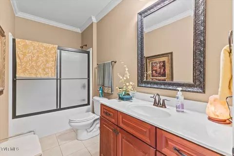 Bath - 216 Bridgewater Court Gray Tn 37615, Gray, TN 37615 photo 6 of 6