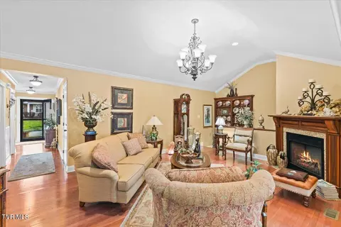 Living - 216 Bridgewater Court Gray Tn 37615, Gray, TN 37615 photo 1 of 8