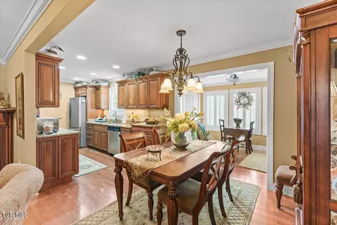 Dining - 216 Bridgewater Court Gray Tn 37615, Gray, TN 37615 photo 2 of 3