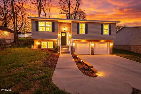 1950 W Stone Drive Kingsport Tn 37660, Kingsport, TN 37660