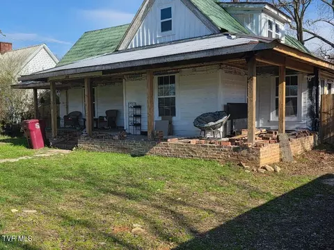 110 E Pine Street Johnson City Tn 37601, Johnson City, TN 37601