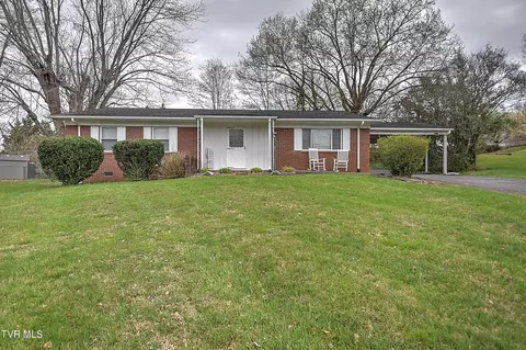 2 Machamer Court Johnson City Tn 37604, Johnson City, TN 37604