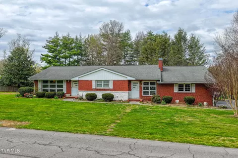 1503 W Lakeview Drive Johnson City Tn 37601, Johnson City, TN 37601
