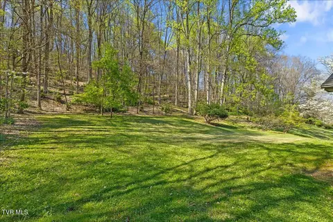 Exterior - 4 Okeechobee Drive Johnson City Tn 37604, Johnson City, TN 37604 photo 5 of 10