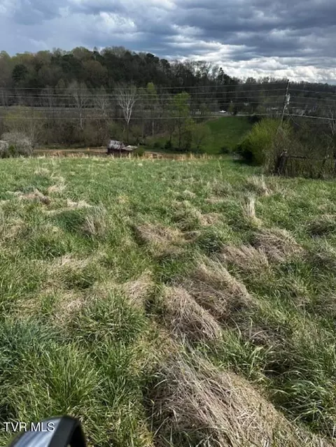 694 Egypt Road Bluff City Tn 37618, Bluff City, TN 37618