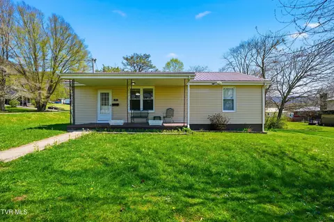 18 E 28th North Street Big Stone Gap Va 24219, Big Stone Gap, VA 24219