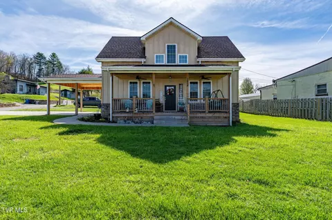 250 N Shady Street Mountain City Tn 37683, Mountain City, TN 37683