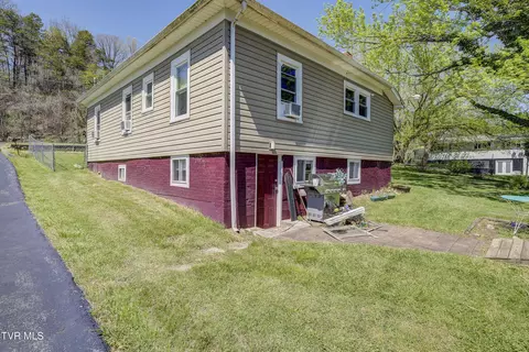 Exterior - 340 N Mohawk Drive Erwin Tn 37650, Erwin, TN 37650 photo 8 of 10