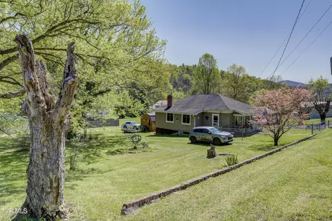 Exterior - 340 N Mohawk Drive Erwin Tn 37650, Erwin, TN 37650 photo 6 of 10