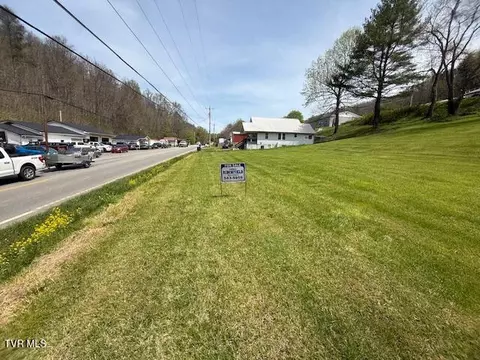 000 Highway 321 Hampton Tn 37658, Hampton, TN 37658 photo 2