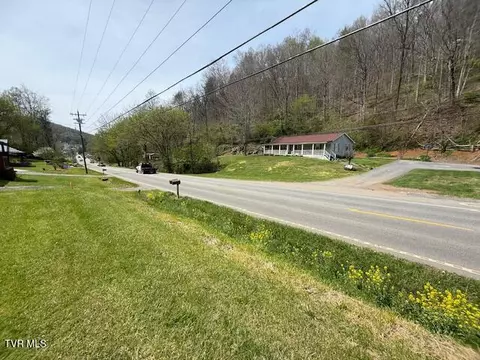 000 Highway 321 Hampton Tn 37658, Hampton, TN 37658 photo 5