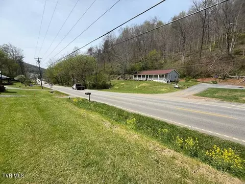 000 Highway 321 Hampton Tn 37658, Hampton, TN 37658 photo 4