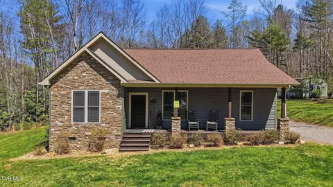 289 Myrtle Drive Butler Tn 37640, Butler, TN 37640