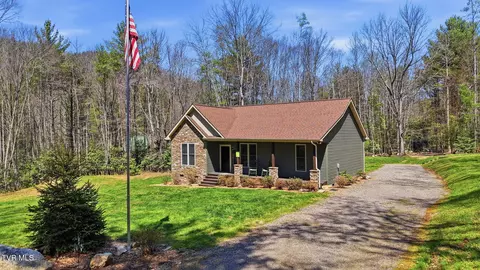 289 Myrtle Drive Butler Tn 37640, Butler, TN 37640